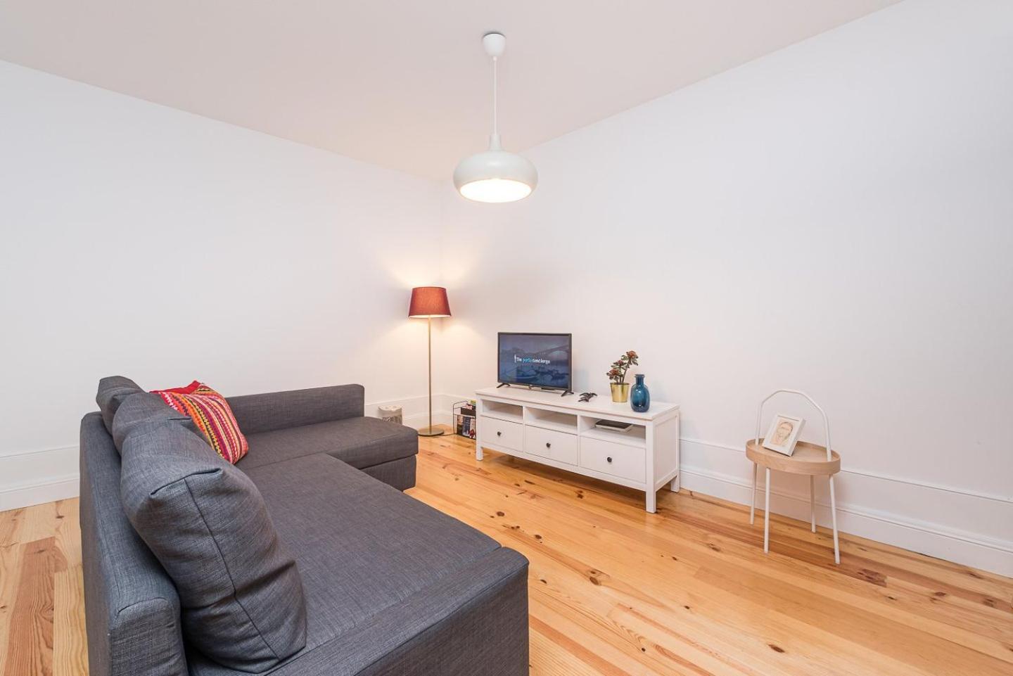 Guestready - Triple C'S Apartment Porto Bagian luar foto